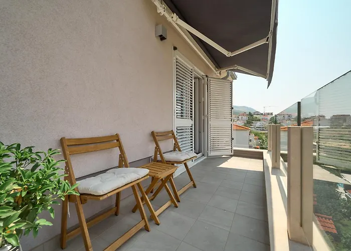 Olive Tree Apartment Podstrana