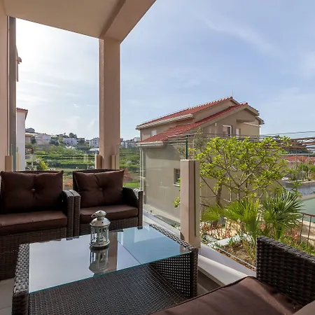 Olive Tree * Podstrana