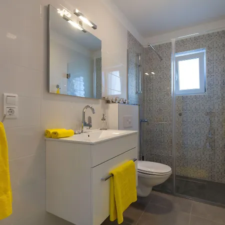 Olive Tree Apartamento Podstrana